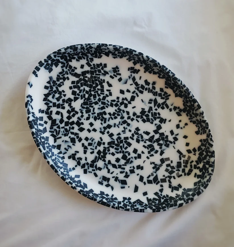 Oval Resin Platter Regaliz Black & White Licorice Large