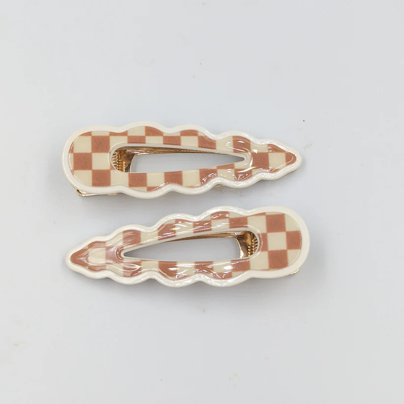 Cassia Clips Brown & White Checker