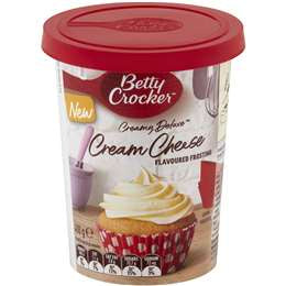 Betty Crocker Creamy Deluxe Cream Cheese Flavoured Frosting 400g