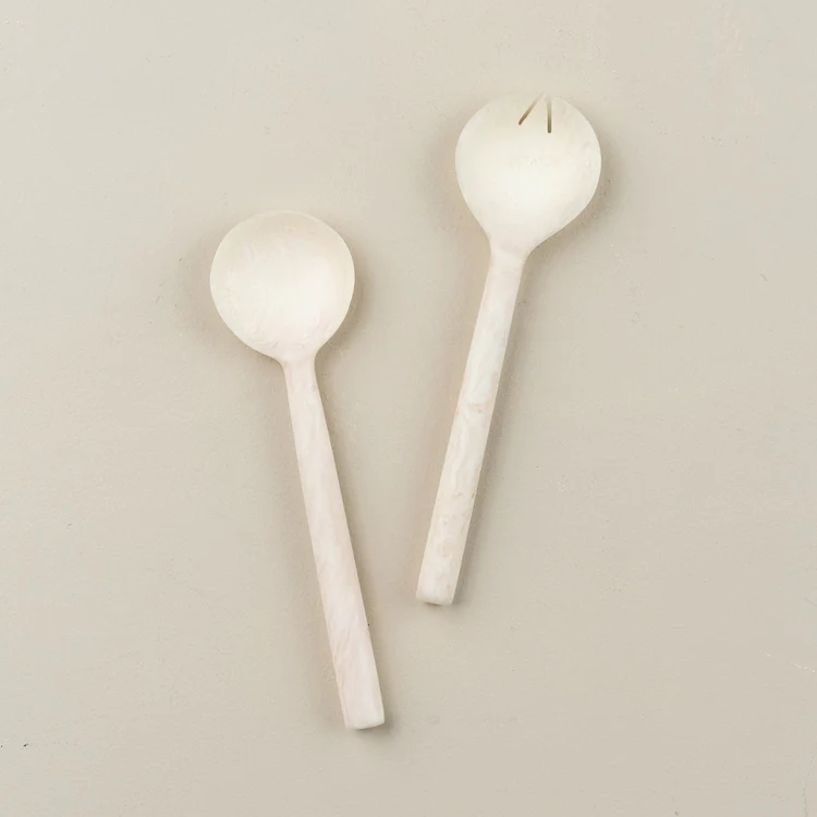 Saarde Flow Resin Salad Server Marshmallow